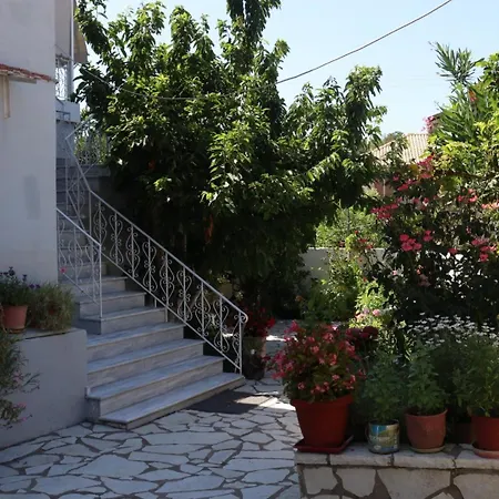 Pensjonat Kondilw Kalamítsi