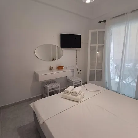 Guest house Kondilw Kalamitsi (Lefkada)