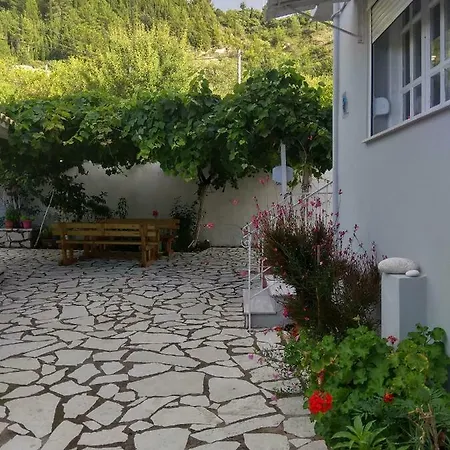 Kondilw Guest house Kalamitsi (Lefkada)