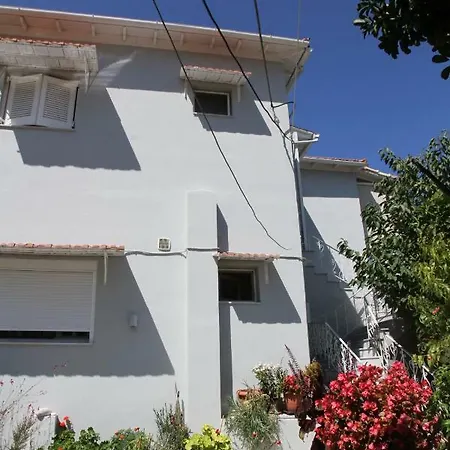 Pensjonat Kondilw Kalamítsi